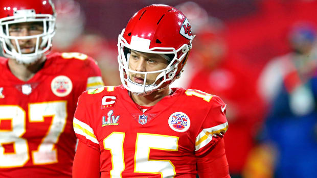 Patrick Mahomes will undergo turf toe surgery and is expected to make a full recovery for next season.